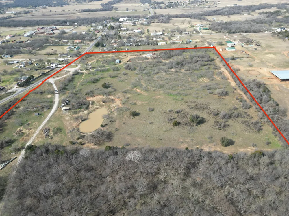 161 E Reno Road Reno, TX 76020