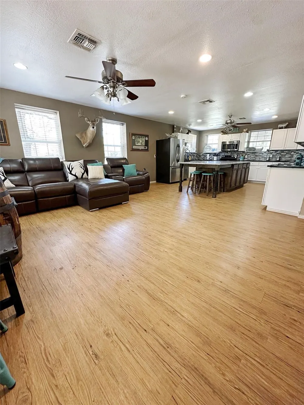 1990 Jim Harry Loop Sunset, TX 76270