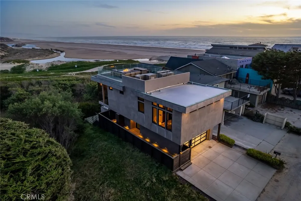 1839 Strand Way Oceano, CA 93445