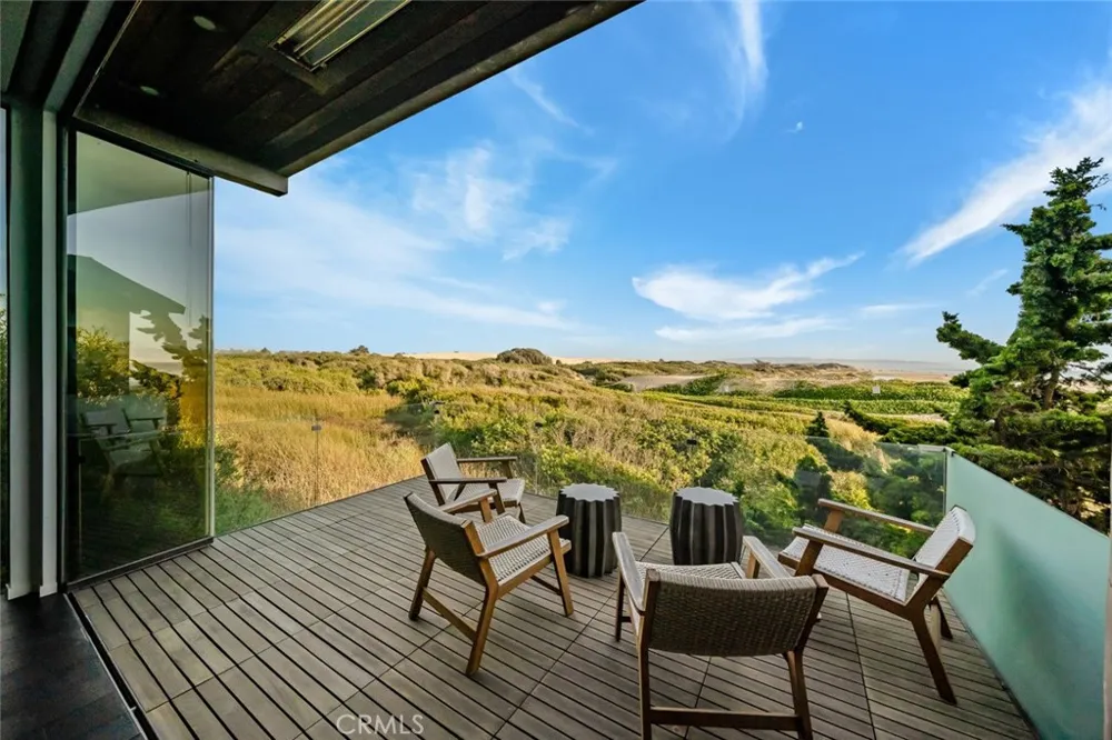 1839 Strand Way Oceano, CA 93445
