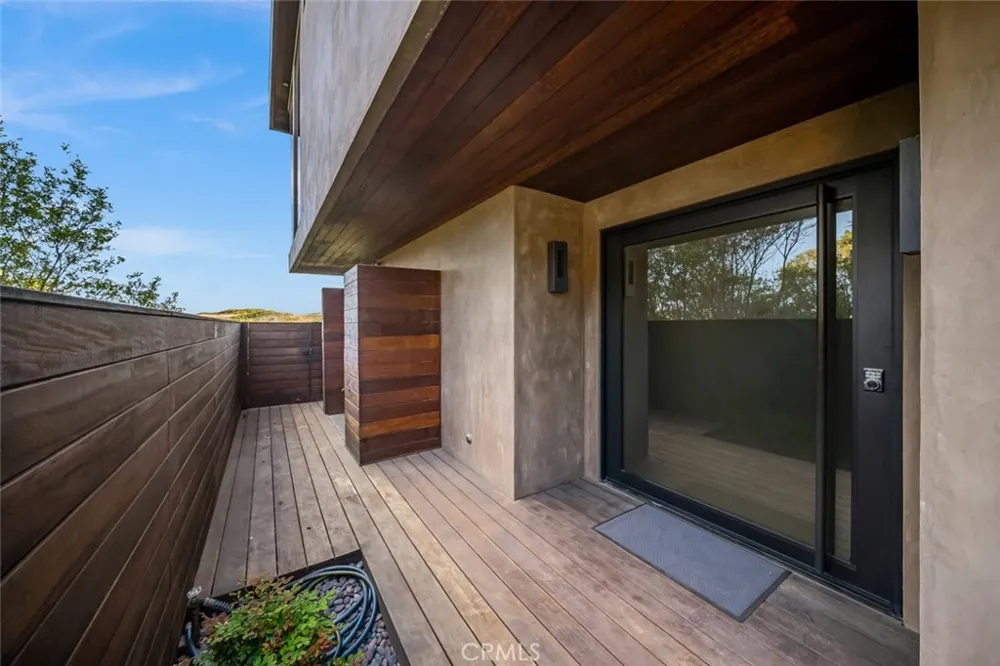 1839 Strand Way Oceano, CA 93445