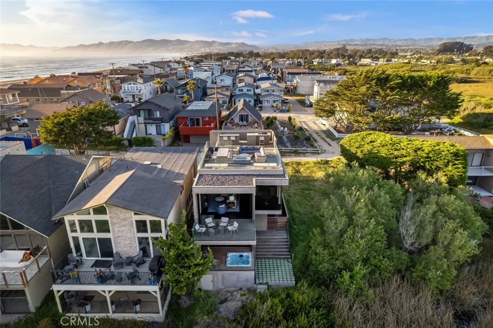1839 Strand Way Oceano, CA 93445
