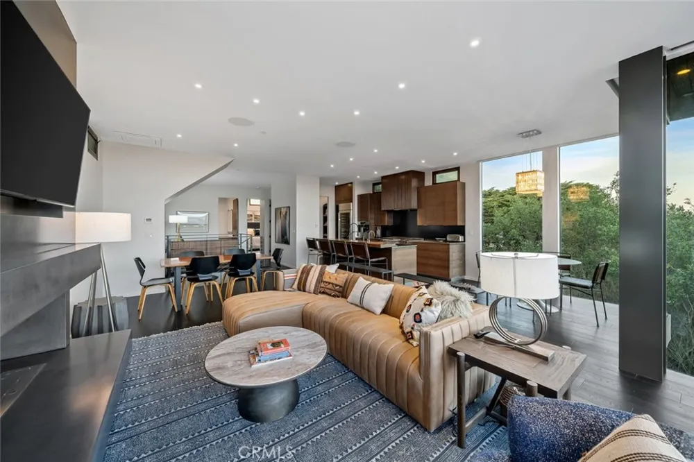 1839 Strand Way Oceano, CA 93445