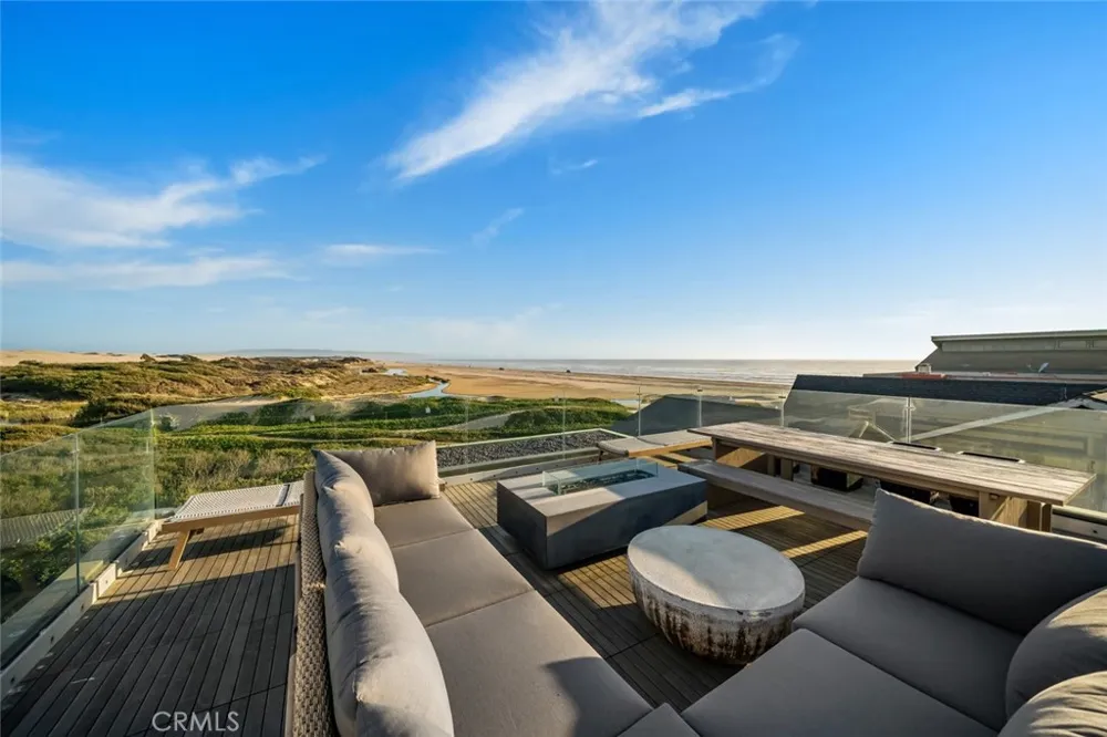 1839 Strand Way Oceano, CA 93445