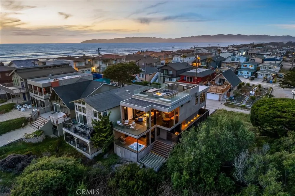 1839 Strand Way Oceano, CA 93445