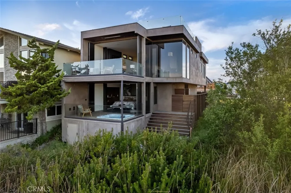 1839 Strand Way Oceano, CA 93445