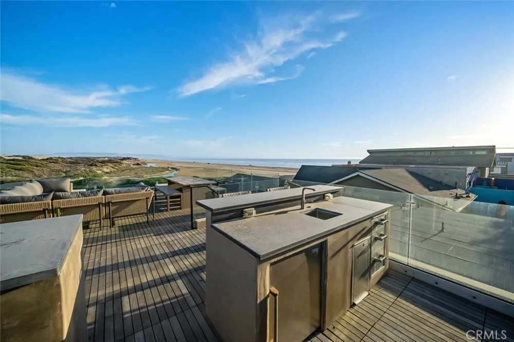 1839 Strand Way Oceano, CA 93445