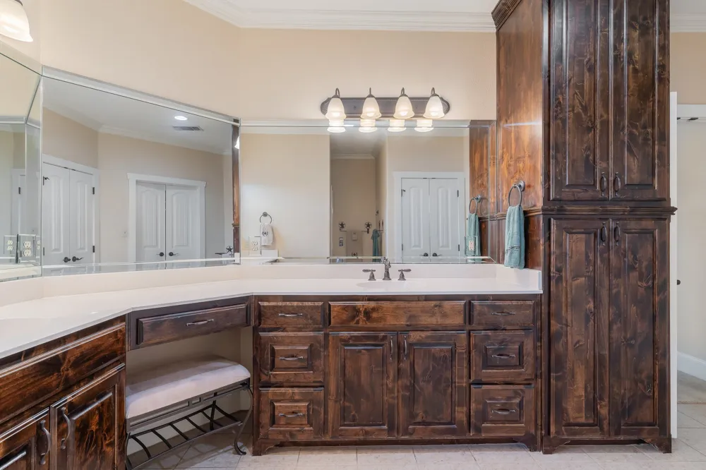 289 Blackjack Road Valley View, TX 76272