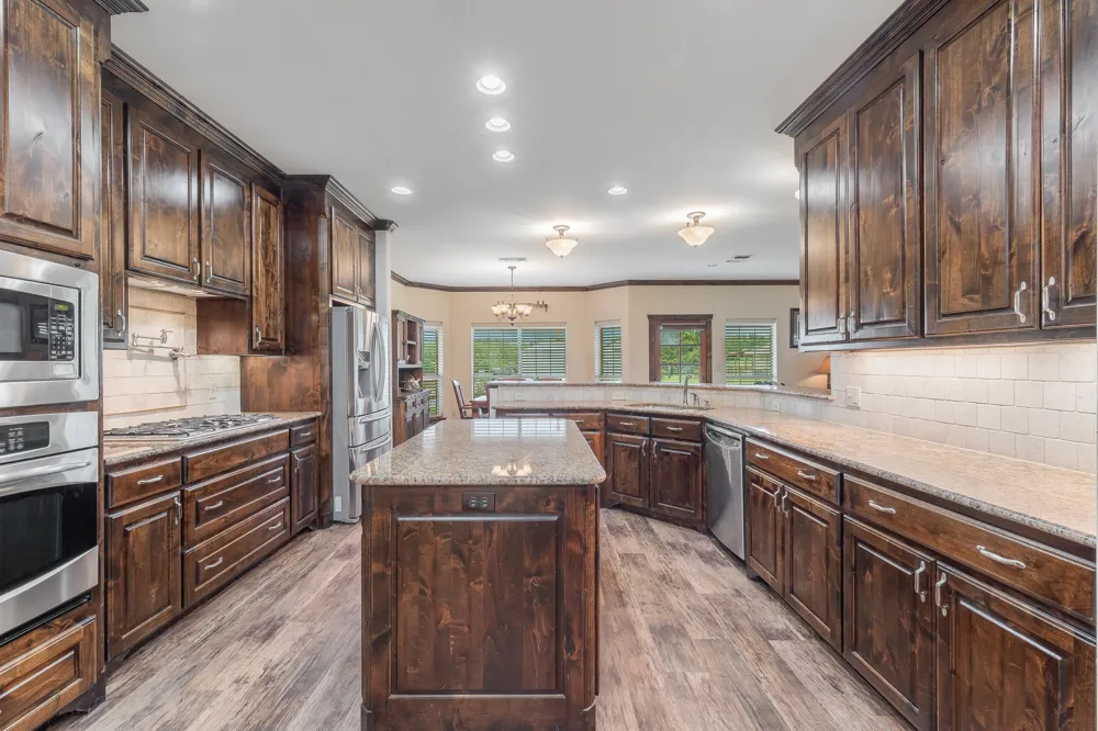 289 Blackjack Road Valley View, TX 76272