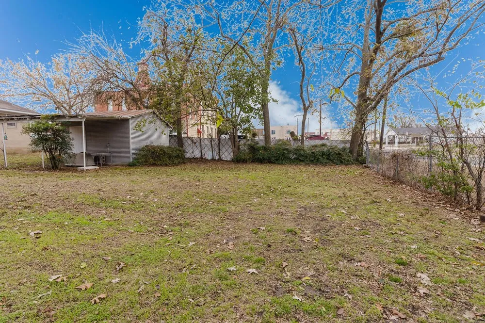 663 6th Street Honey Grove, TX 75446