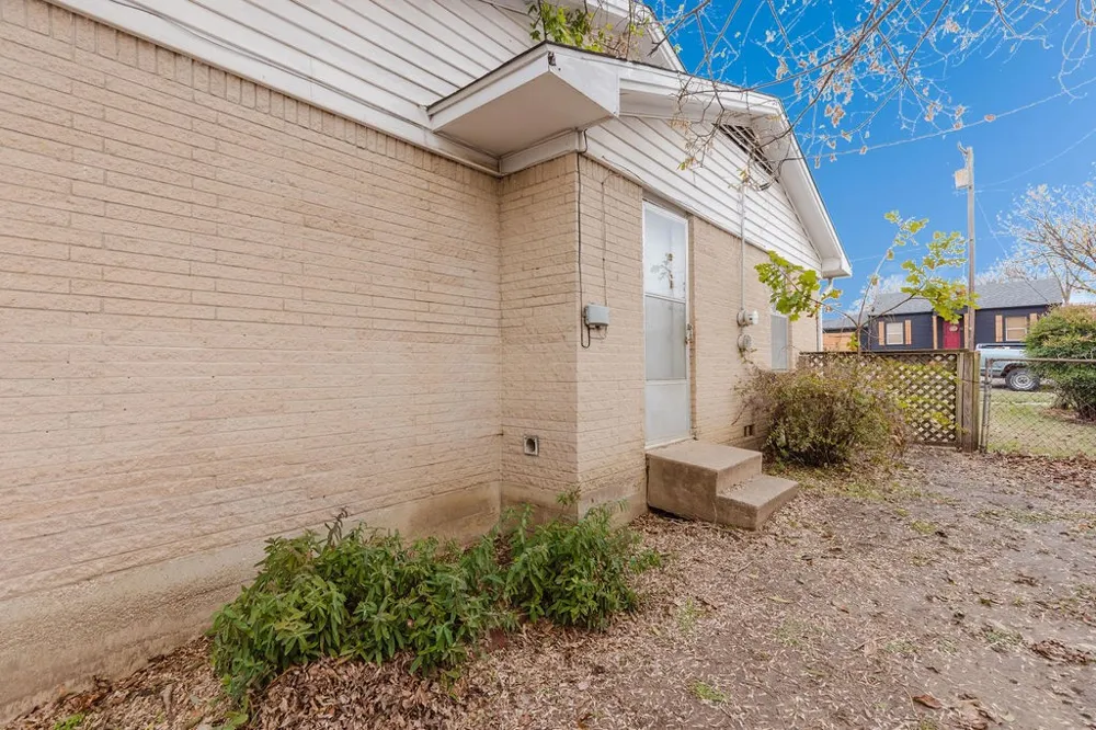 663 6th Street Honey Grove, TX 75446
