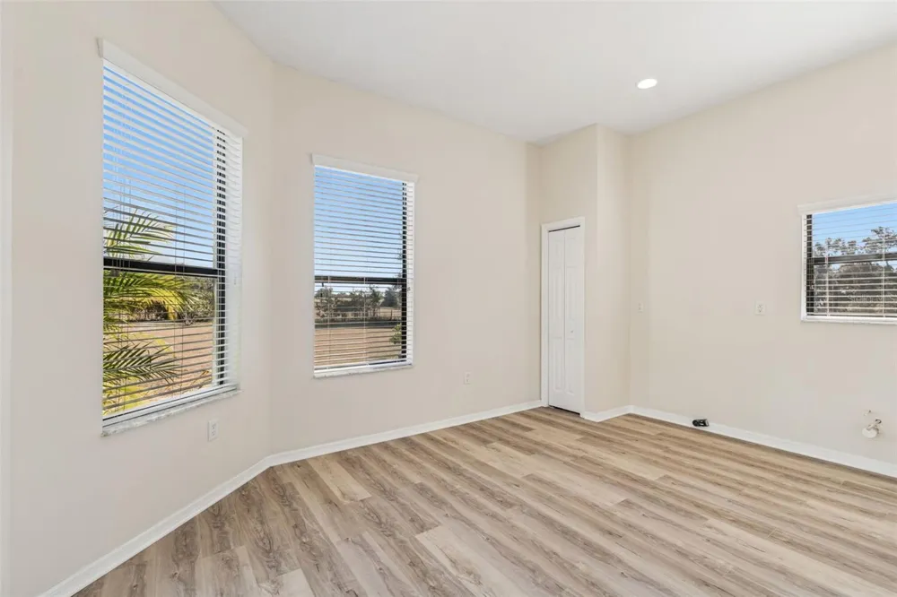 14308 WILLOW RUN Dade City, FL 33523