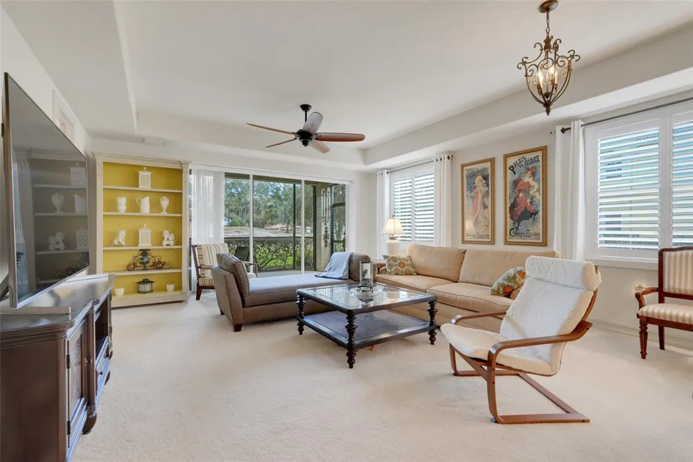 26206 AVENIDA LAS COLINAS #4A Howey In The Hills, FL 34737