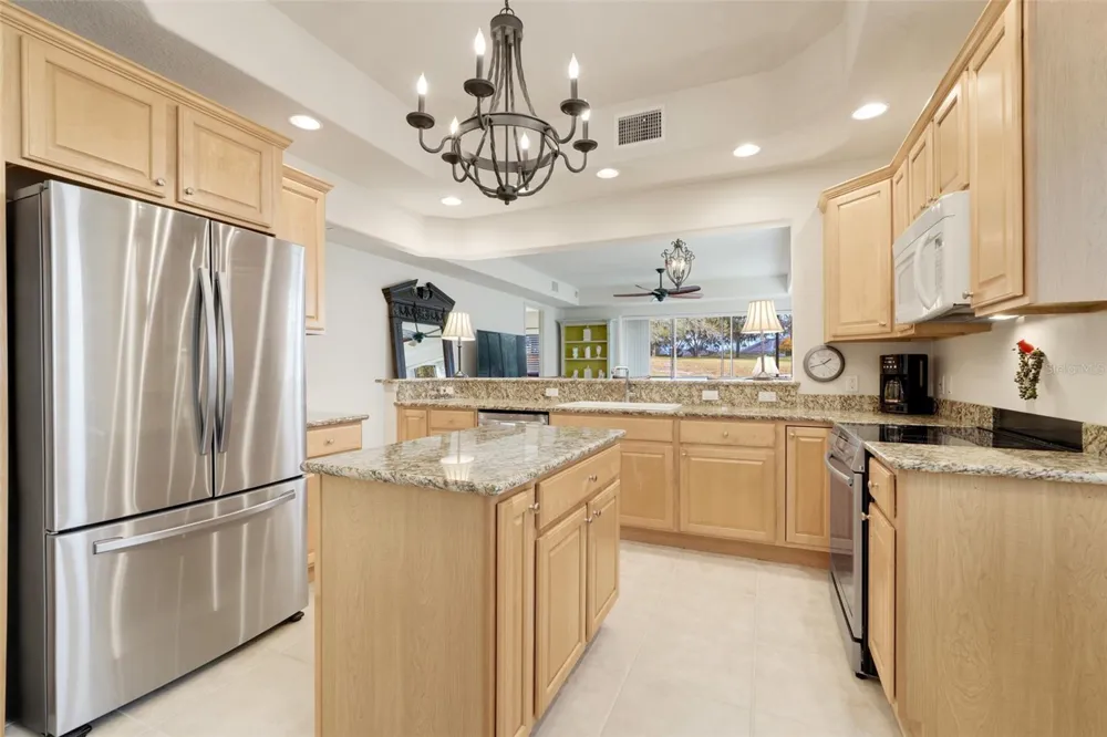 26206 AVENIDA LAS COLINAS #4A Howey In The Hills, FL 34737