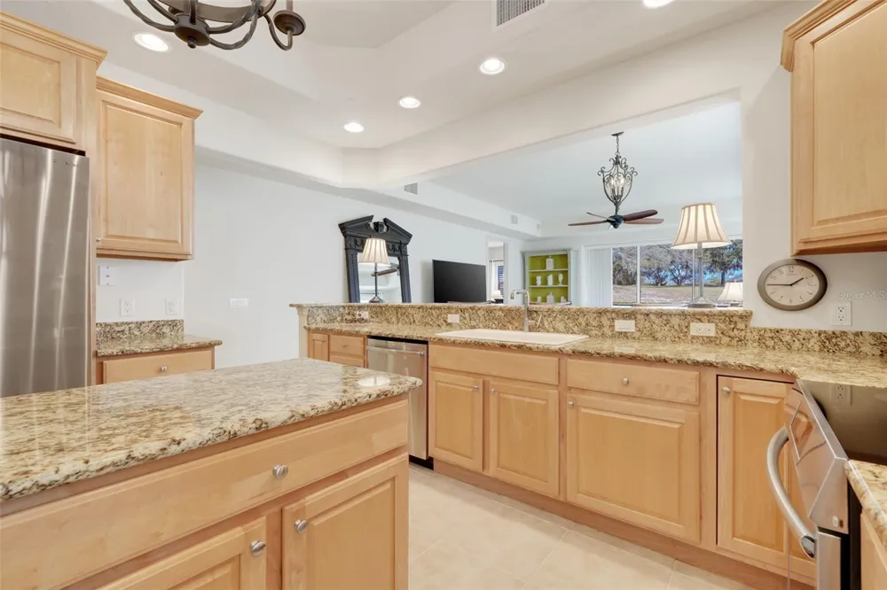 26206 AVENIDA LAS COLINAS #4A Howey In The Hills, FL 34737