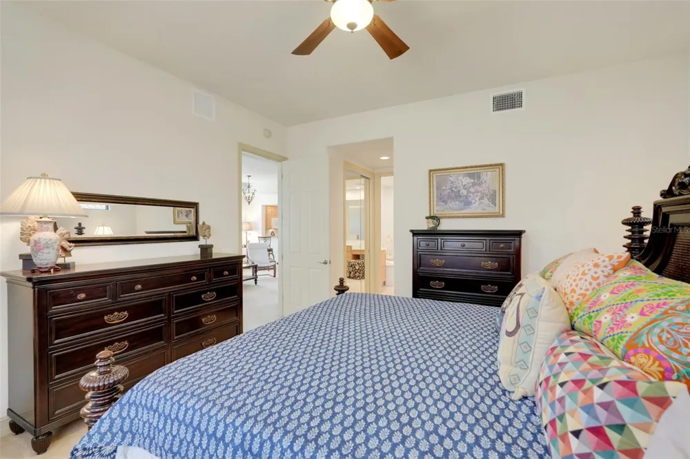 26206 AVENIDA LAS COLINAS #4A Howey In The Hills, FL 34737