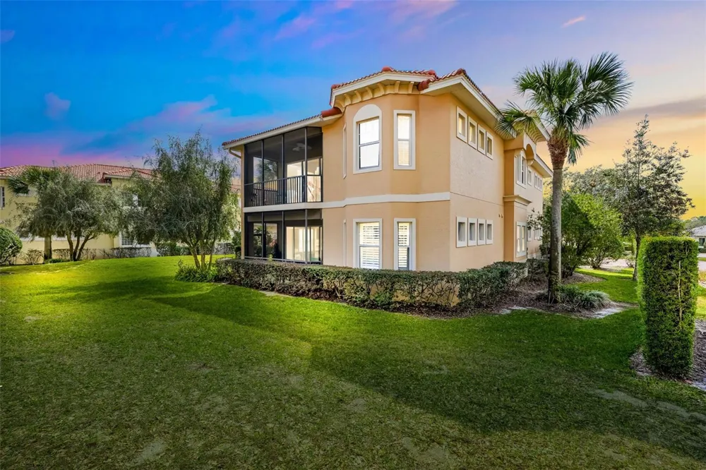 26206 AVENIDA LAS COLINAS #4A Howey In The Hills, FL 34737