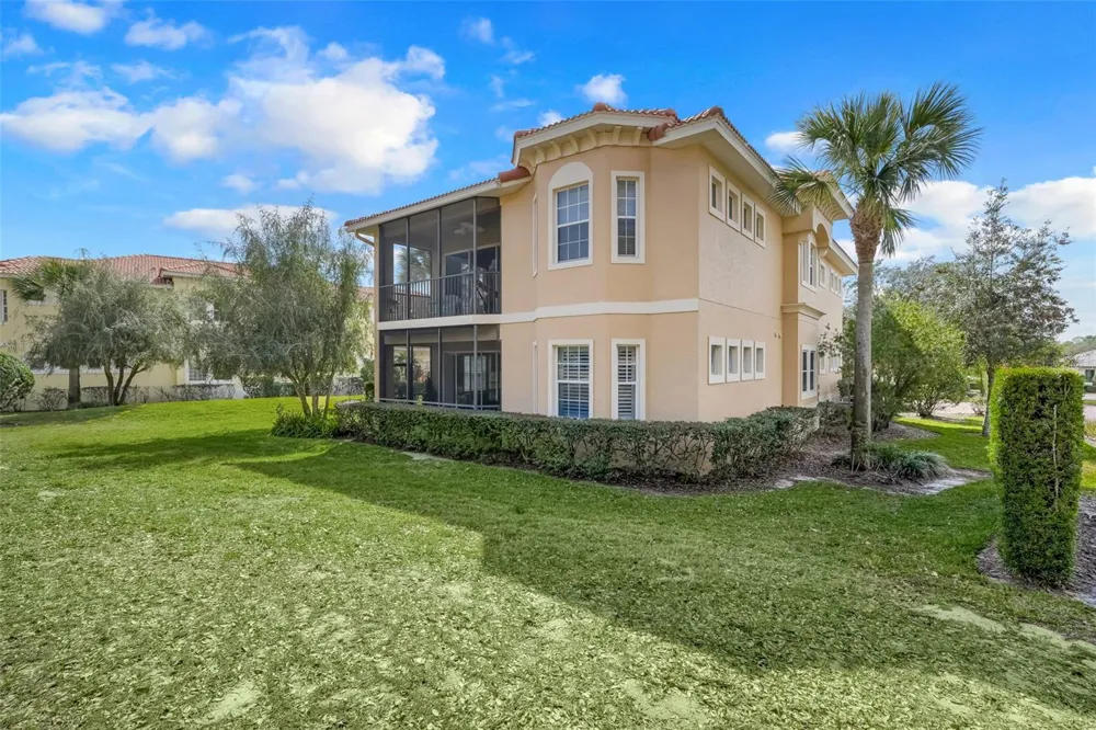 26206 AVENIDA LAS COLINAS #4A Howey In The Hills, FL 34737