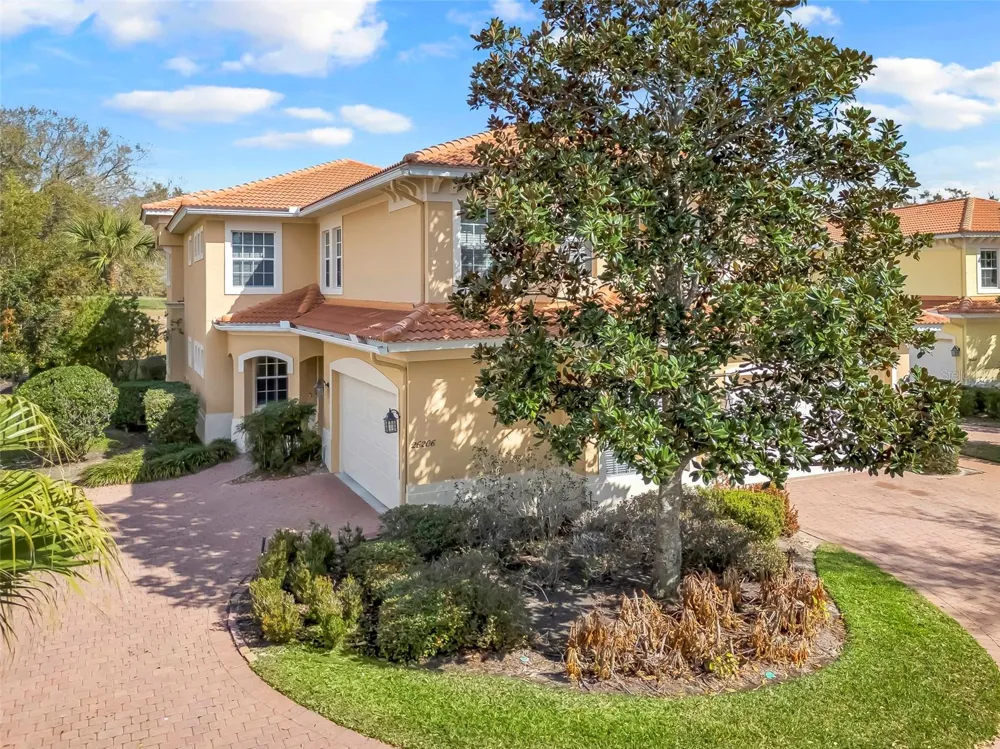 26206 AVENIDA LAS COLINAS #4A Howey In The Hills, FL 34737
