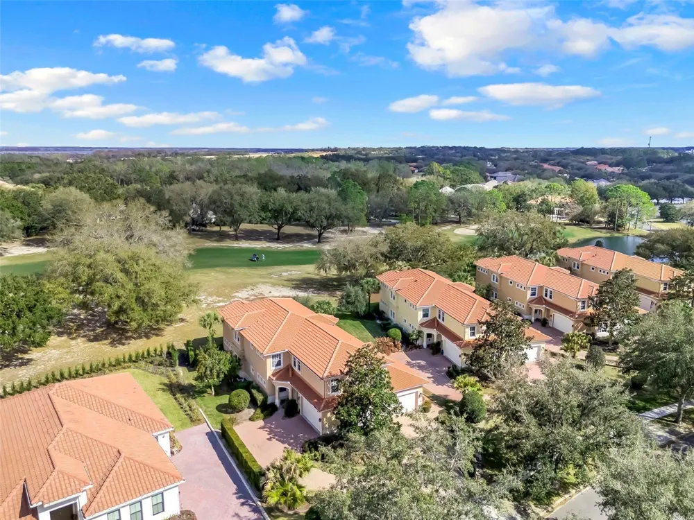 26206 AVENIDA LAS COLINAS #4A Howey In The Hills, FL 34737