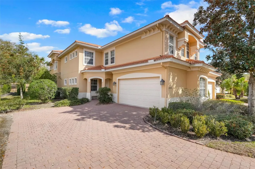 26206 AVENIDA LAS COLINAS #4A Howey In The Hills, FL 34737