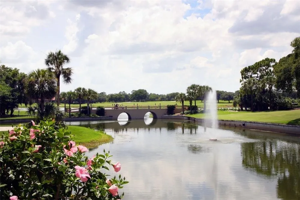 26206 AVENIDA LAS COLINAS #4A Howey In The Hills, FL 34737