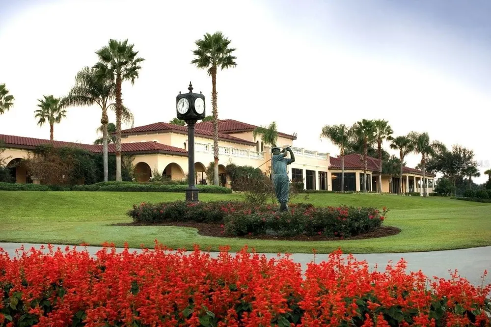 26206 AVENIDA LAS COLINAS #4A Howey In The Hills, FL 34737