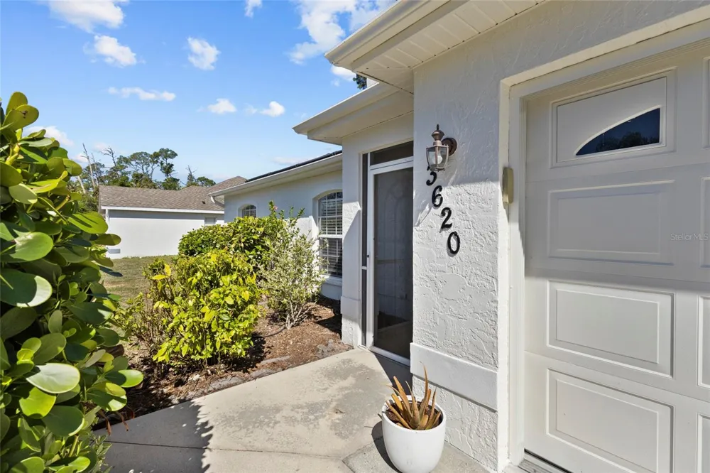 3620 CANDIA AVENUE North Port, FL 34286