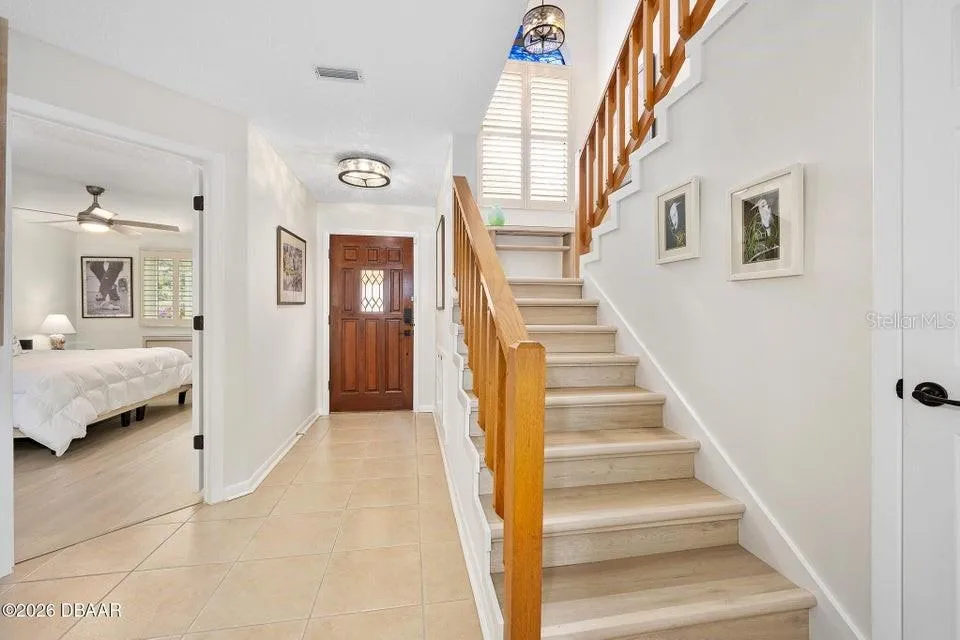 25 MARINA POINT PLACE Palm Coast, FL 32137