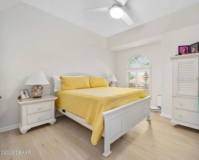 25 MARINA POINT PLACE Palm Coast, FL 32137