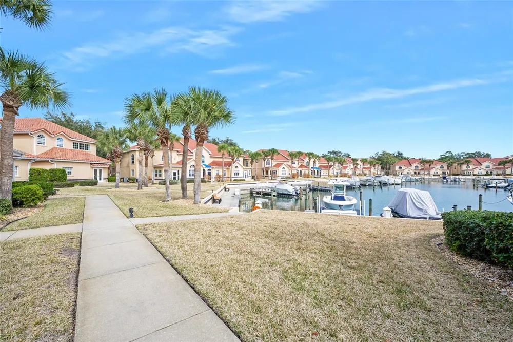 25 MARINA POINT PLACE Palm Coast, FL 32137