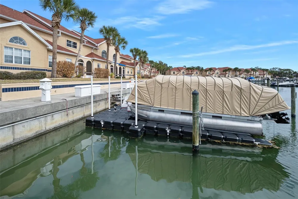 25 MARINA POINT PLACE Palm Coast, FL 32137