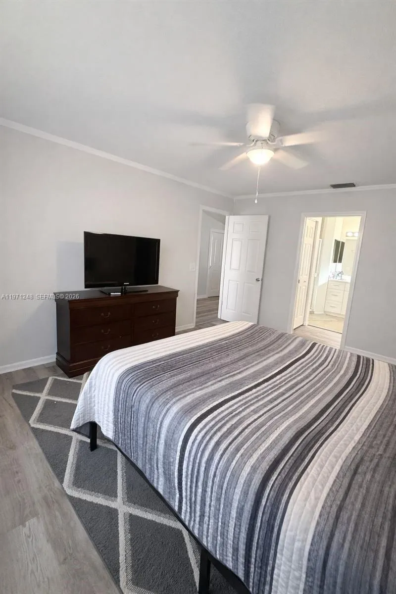 1518 SENIOR CT Lehigh Acres, FL 33971