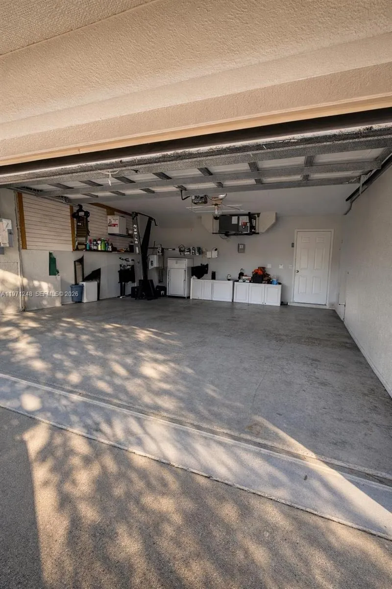 1518 SENIOR CT Lehigh Acres, FL 33971
