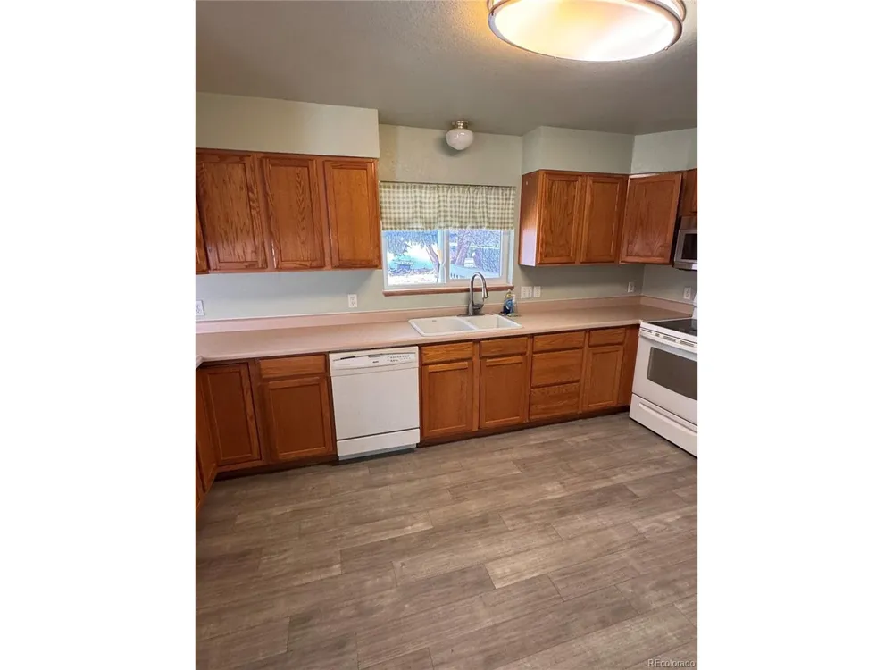 2406 Park Avenue Alamosa, CO 81101