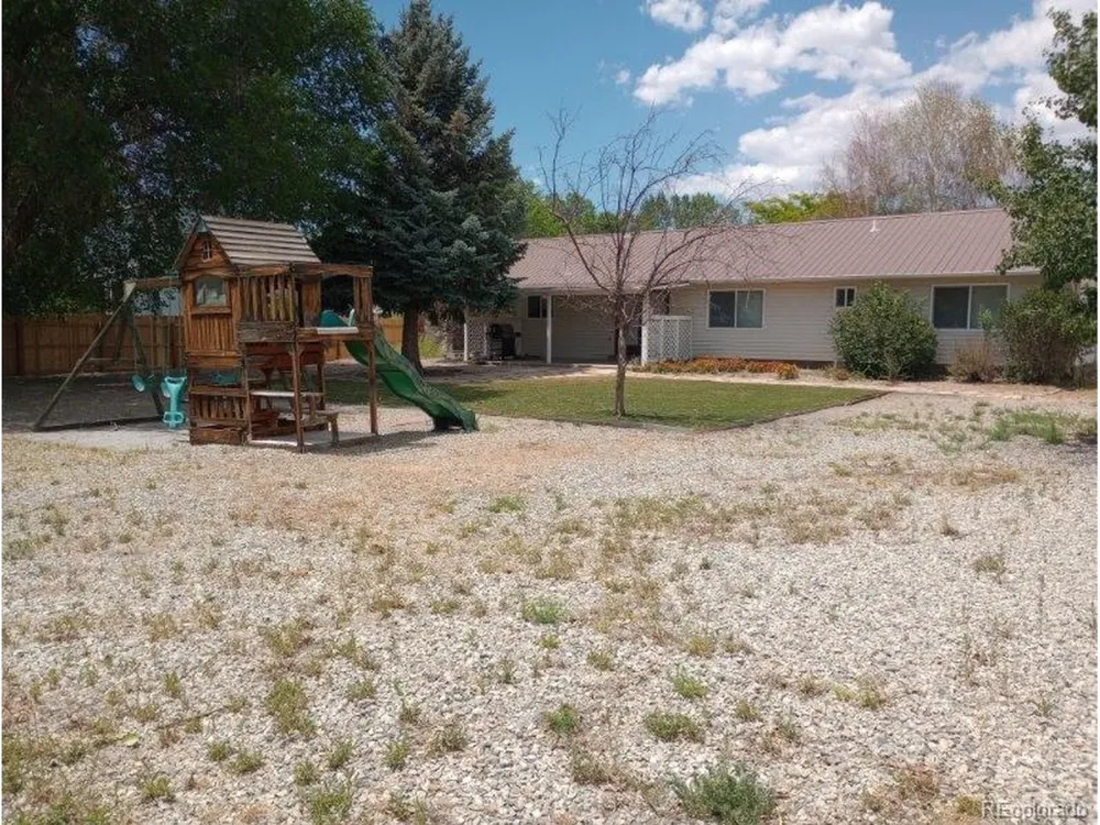 2406 Park Avenue Alamosa, CO 81101