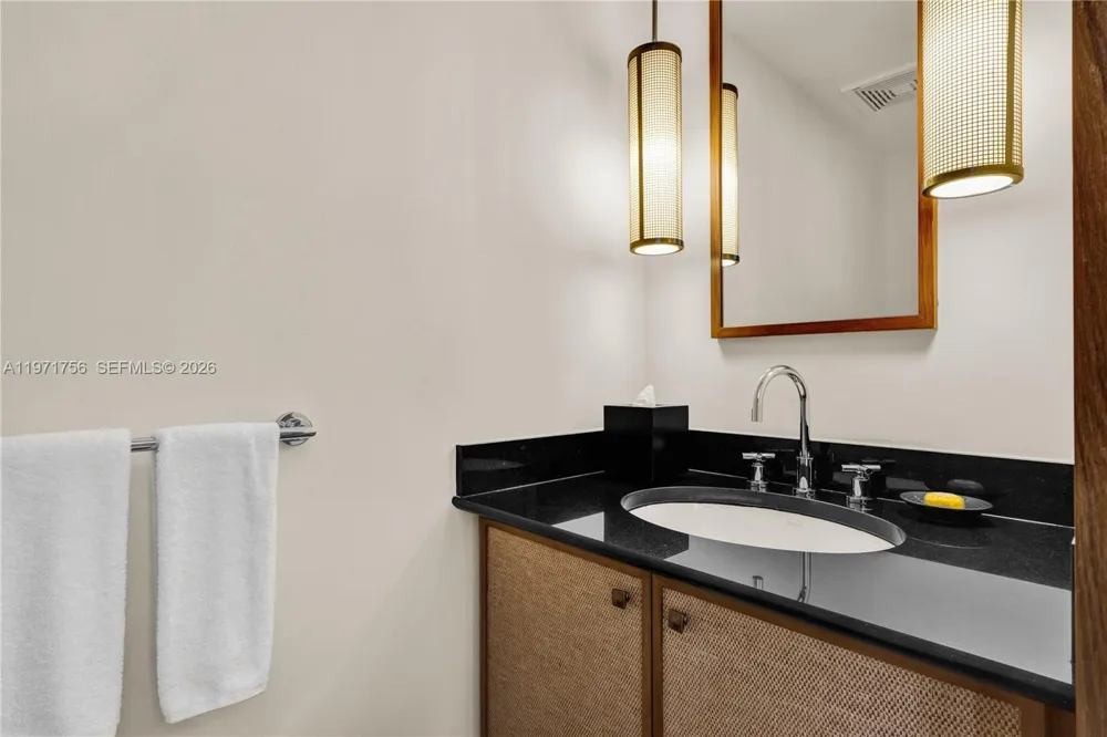 101 20th St #1805 Miami Beach, FL 33139