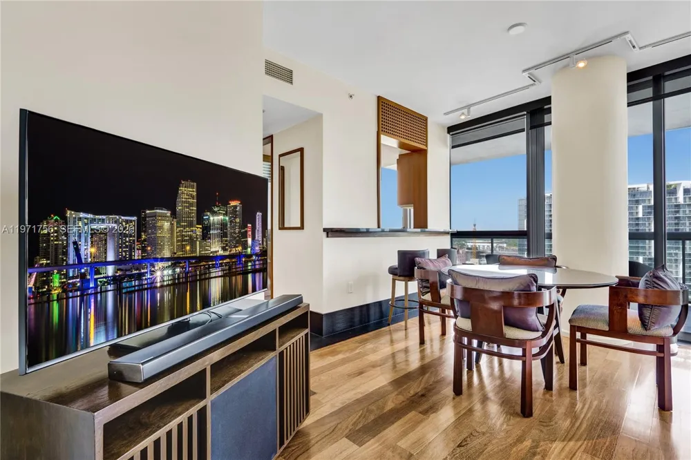 101 20th St #1805 Miami Beach, FL 33139