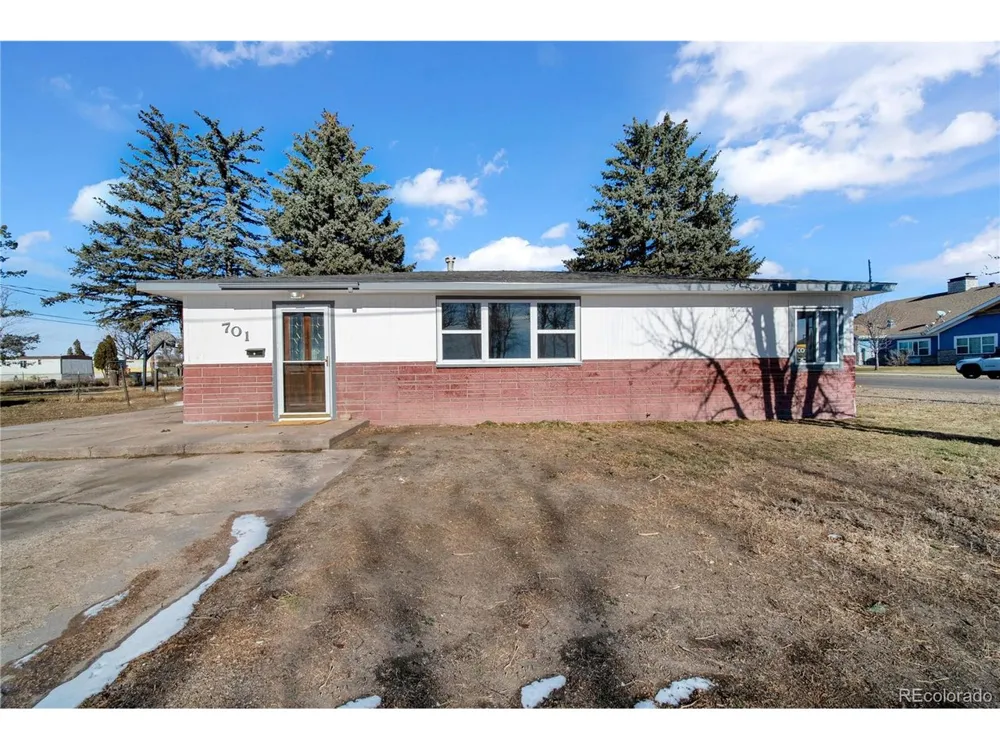 701 4th Street Akron, CO 80720