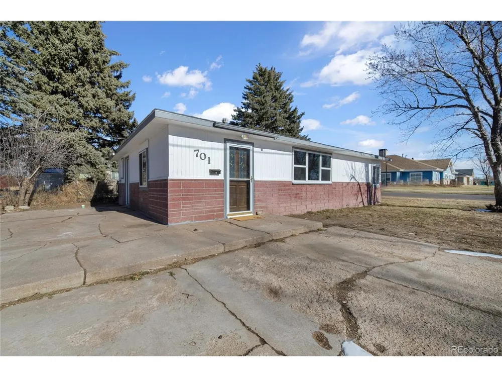 701 4th Street Akron, CO 80720