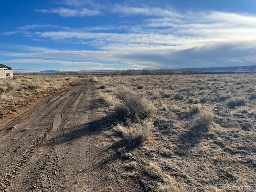 27 Alamosa River Ests La Jara, CO 81140