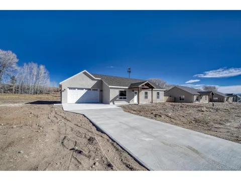 874 Hoover Circle