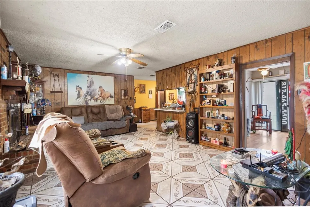 2605 VZ County Road 4923 Ben Wheeler, TX 75754
