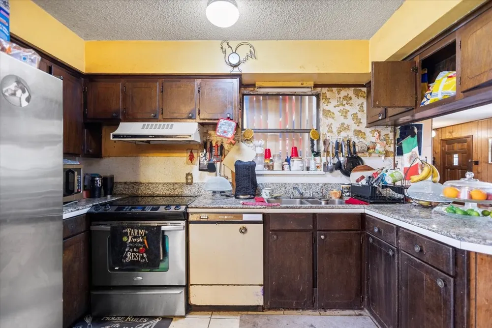 2605 VZ County Road 4923 Ben Wheeler, TX 75754