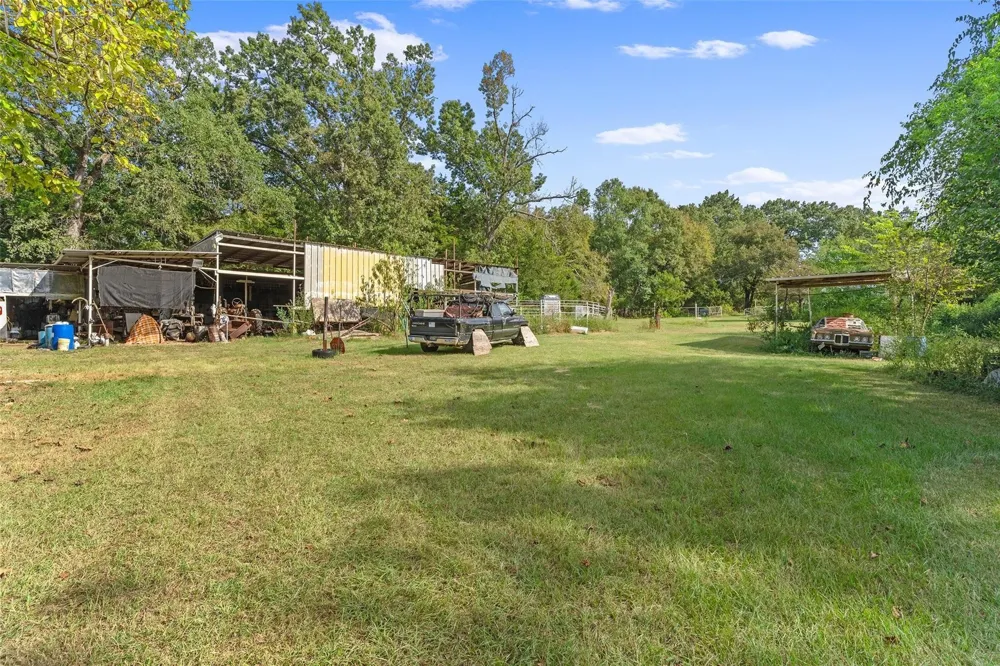 2605 VZ County Road 4923 Ben Wheeler, TX 75754