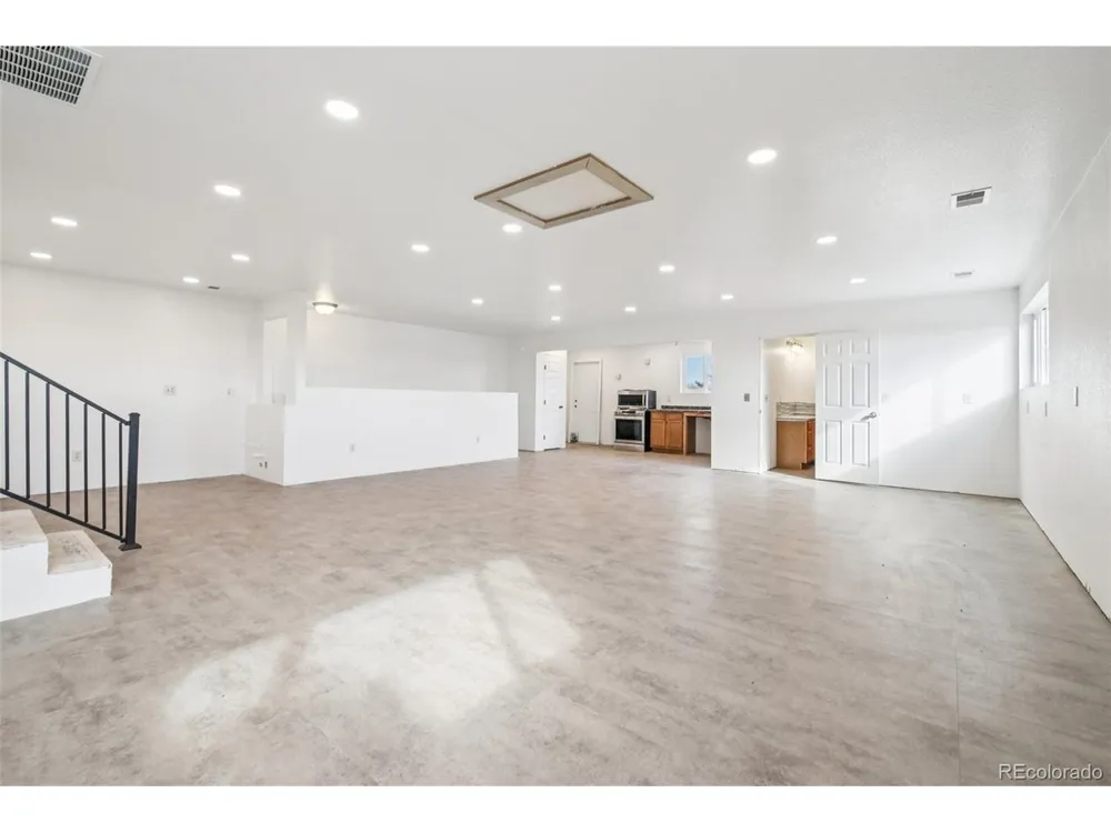 318 Lilac Drive Lochbuie, CO 80603