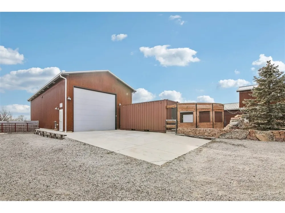 318 Lilac Drive Lochbuie, CO 80603