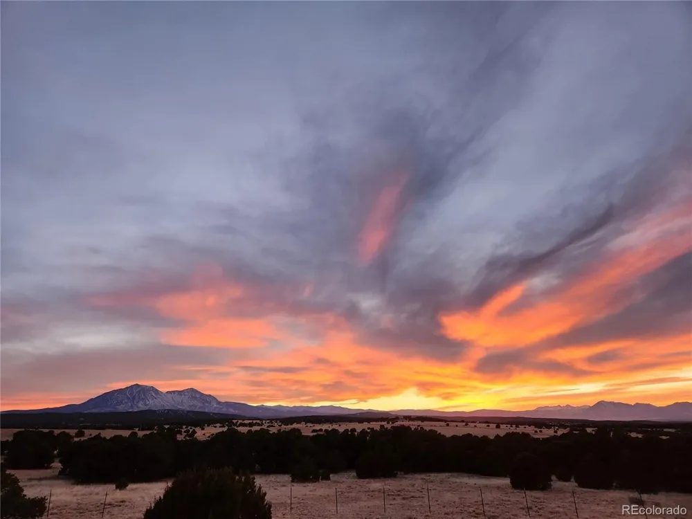 517 Trails End Road Walsenburg, CO 81089