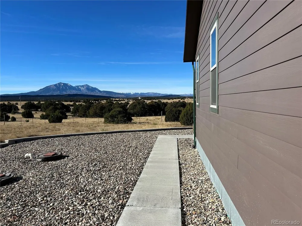 517 Trails End Road Walsenburg, CO 81089