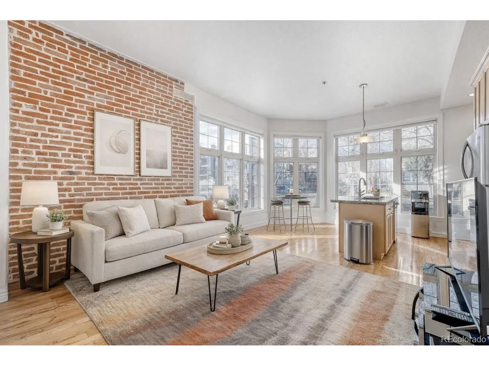 800 E 18th Avenue #107